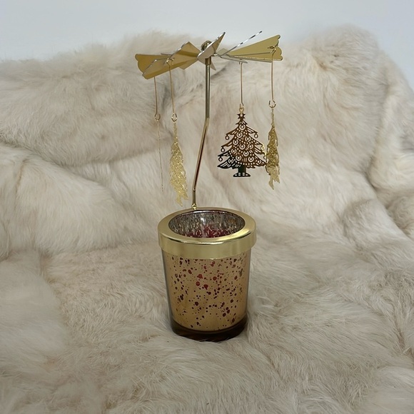 NIB The Go Round Candle - Picture 1 of 5